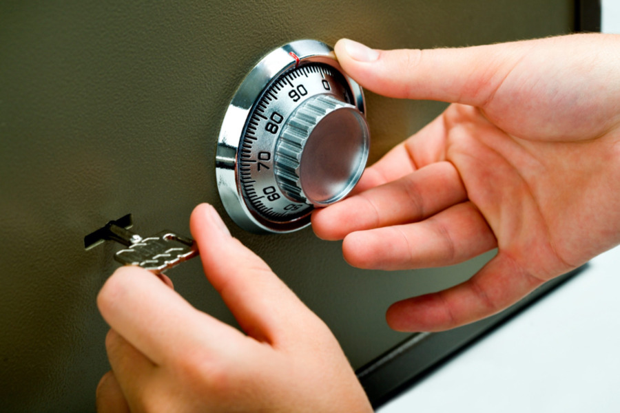 Keeping Your Watch Safe: Tips and Insights on Watch Safes